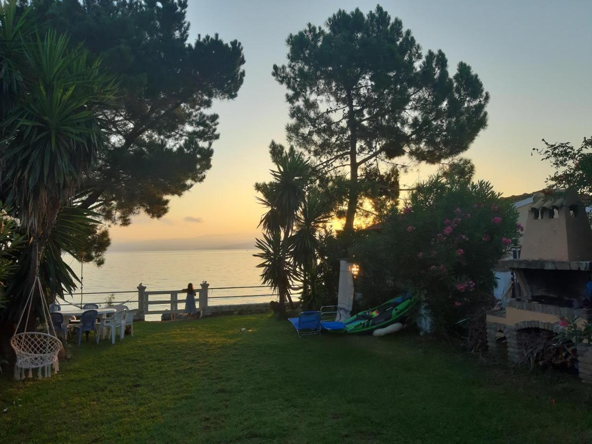 Villa By The Sea - Βίλα Πάνω Στη Θάλασσα Kávos Exterior foto
